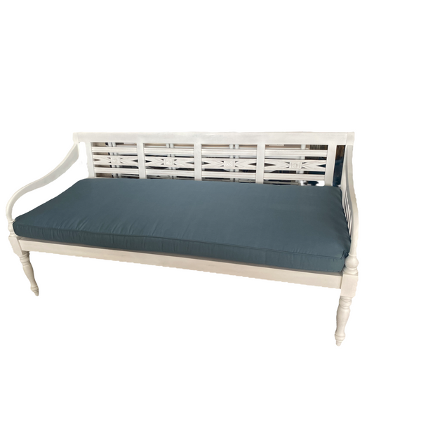 Code 102 Daybed