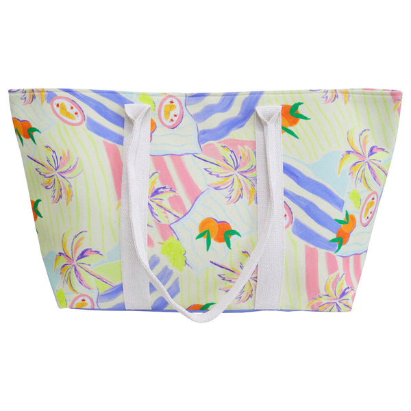 Colourful beach bag with summer vibes