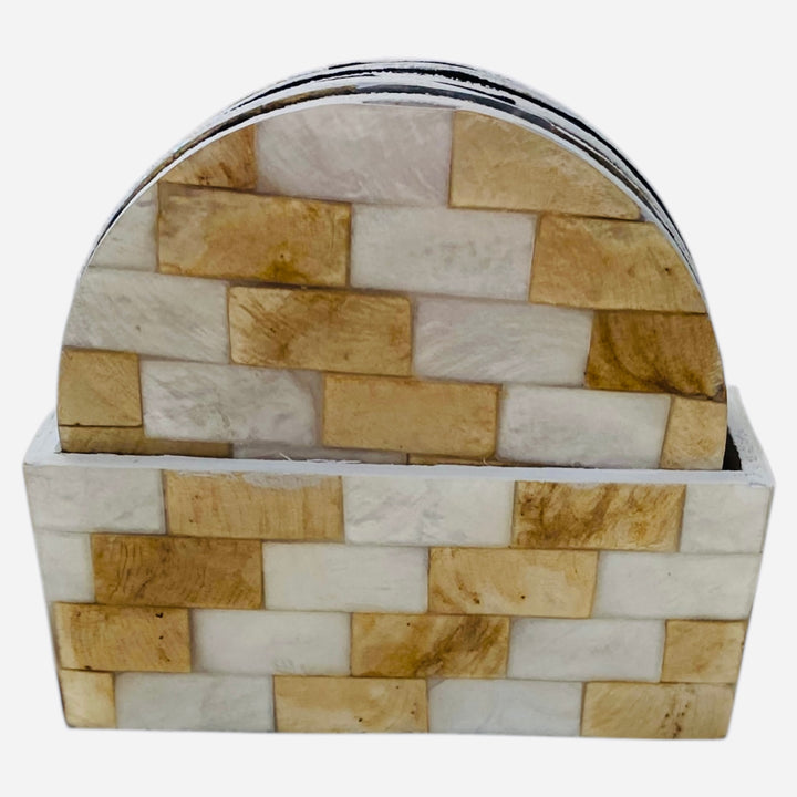 Set of 6 shell coaster with gilded finish